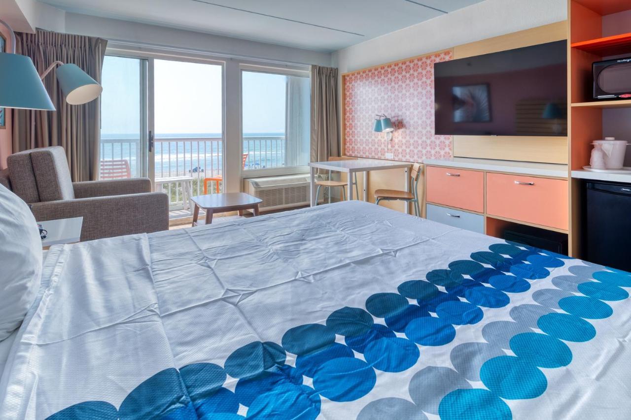 Golden Sands Oceanfront Hotel Carolina Beach Exterior photo