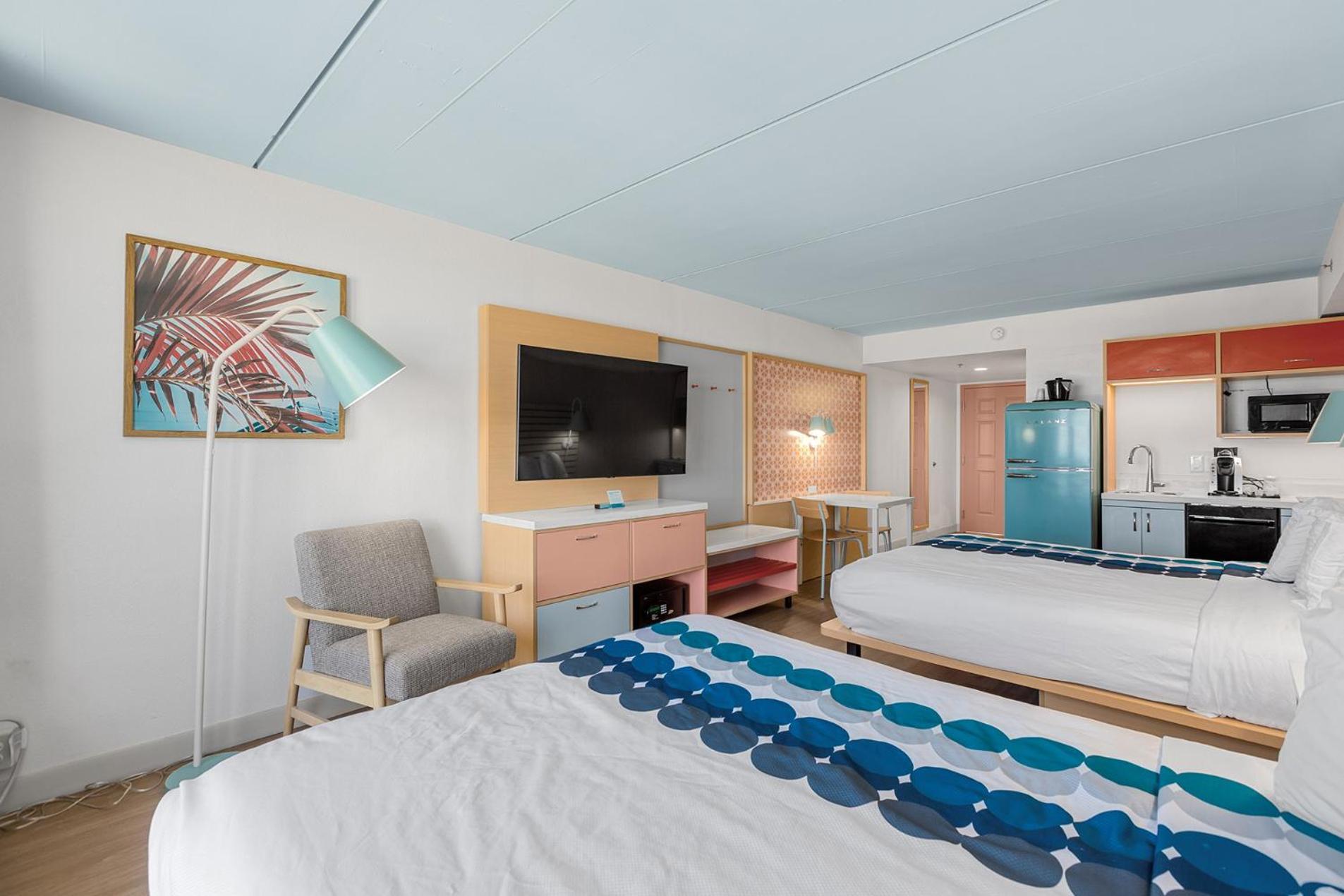 Golden Sands Oceanfront Hotel Carolina Beach Exterior photo