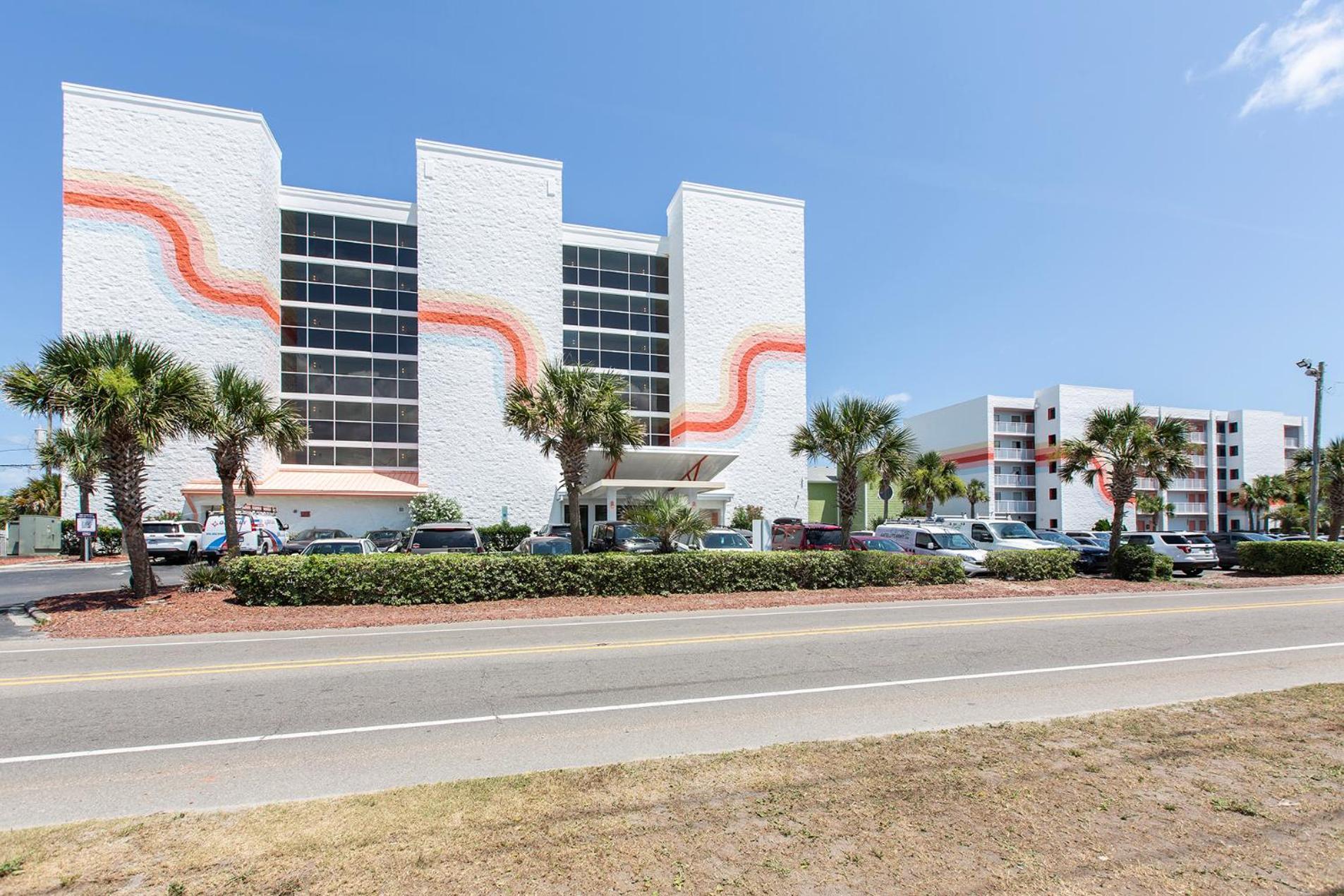 Golden Sands Oceanfront Hotel Carolina Beach Exterior photo